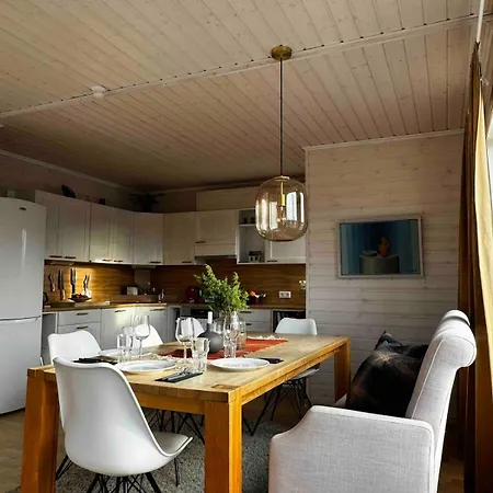 Feriehus Med Ti Senger Pa Skaidi Hammerfest Exterior photo