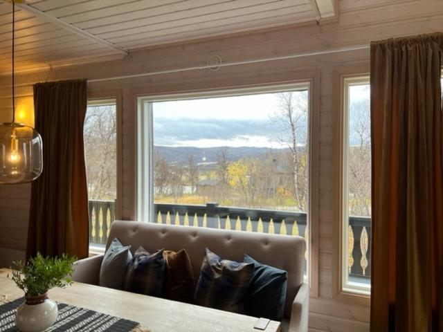 Holiday home Med Ti Senger Pa Skaidi *